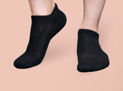 invictus-tailoring-sneaker-socks-hT62adN2Xso-unsplash